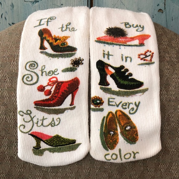 Shoe Lover’s Socks! Socks say: “if the shoe fits,” “buy it in every color” NWT - Picture 4 of 5